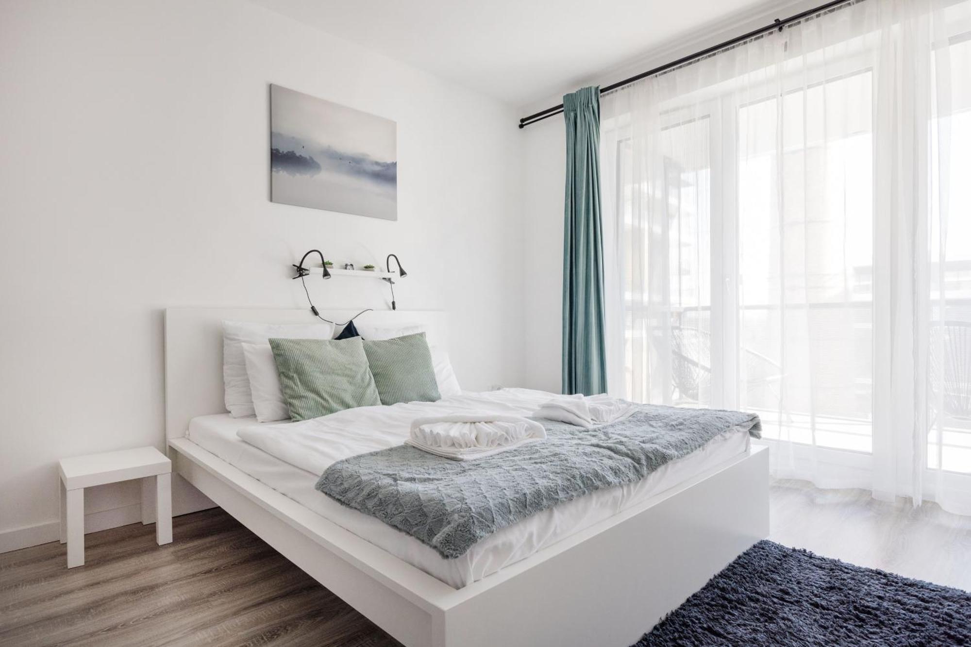 Modern Riverfront Apartment With Free Parking Budapeszt Zewnętrze zdjęcie