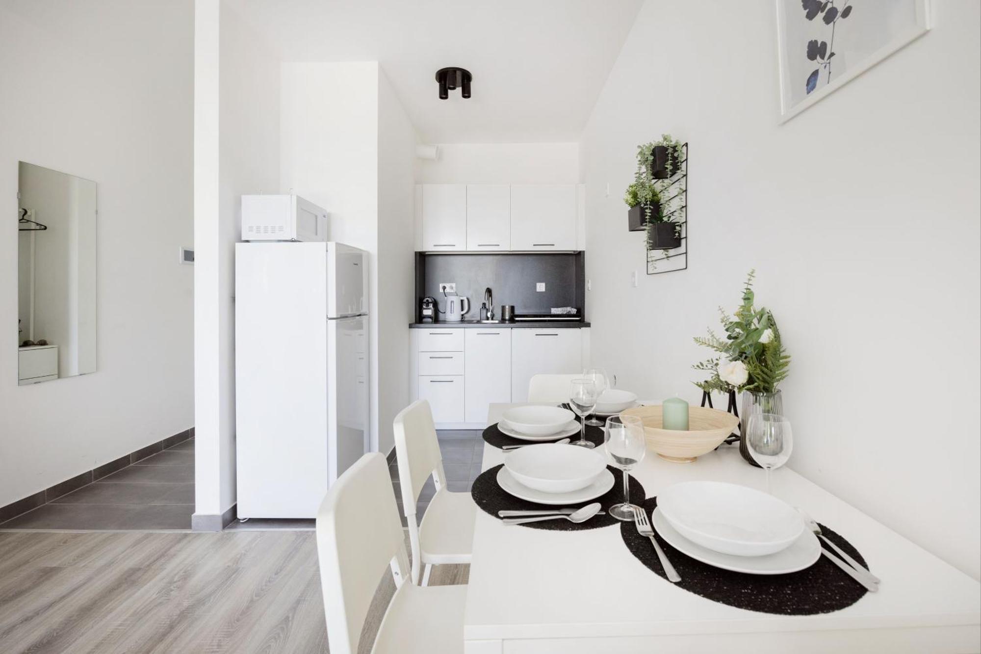 Modern Riverfront Apartment With Free Parking Budapeszt Zewnętrze zdjęcie