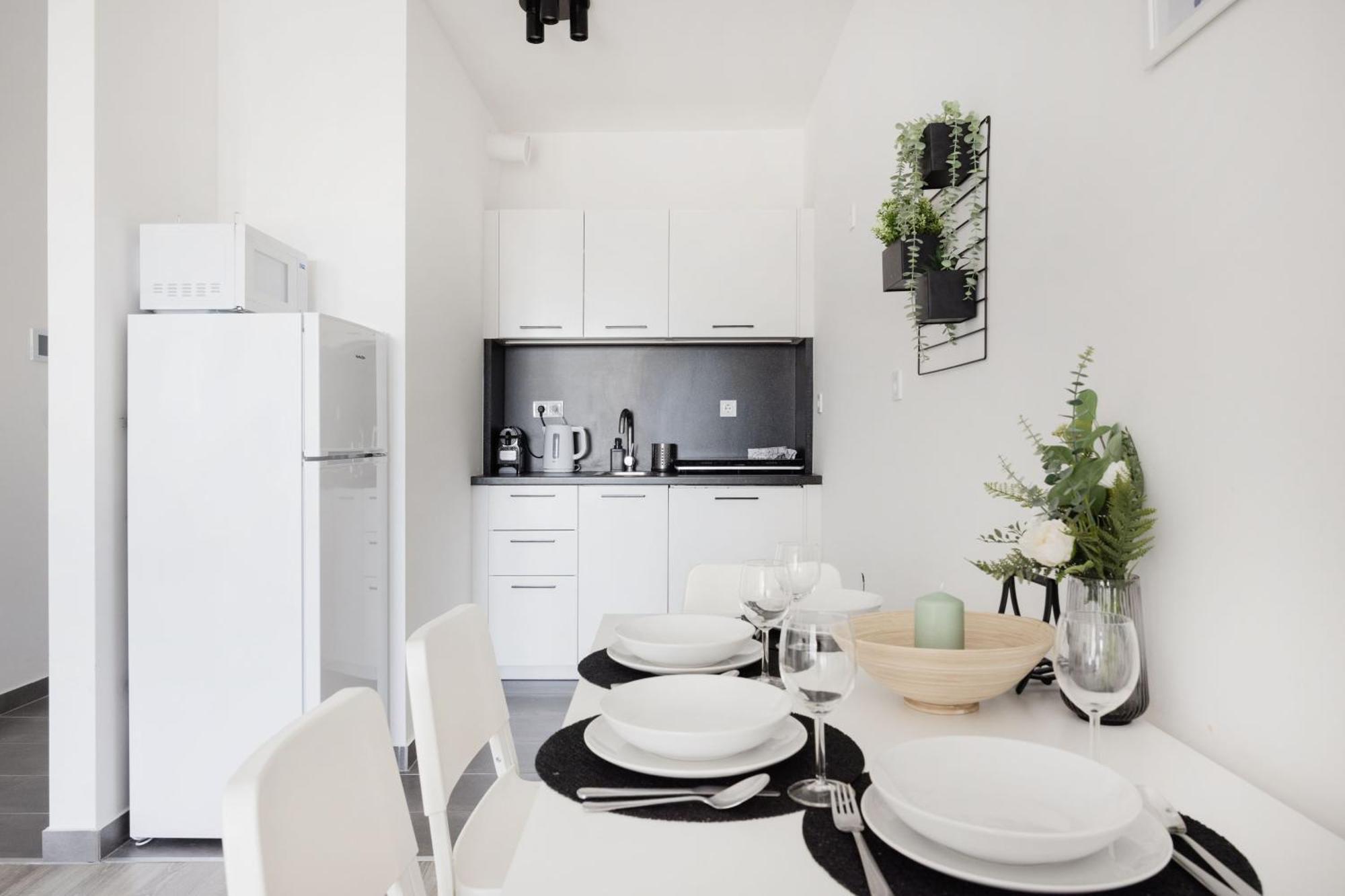 Modern Riverfront Apartment With Free Parking Budapeszt Zewnętrze zdjęcie